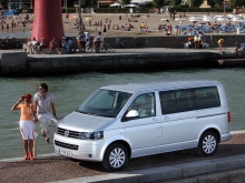 Фото Volkswagen Multivan 2.0 TSI MT №15