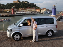 Фото Volkswagen Multivan 2.0 TDI MT №18